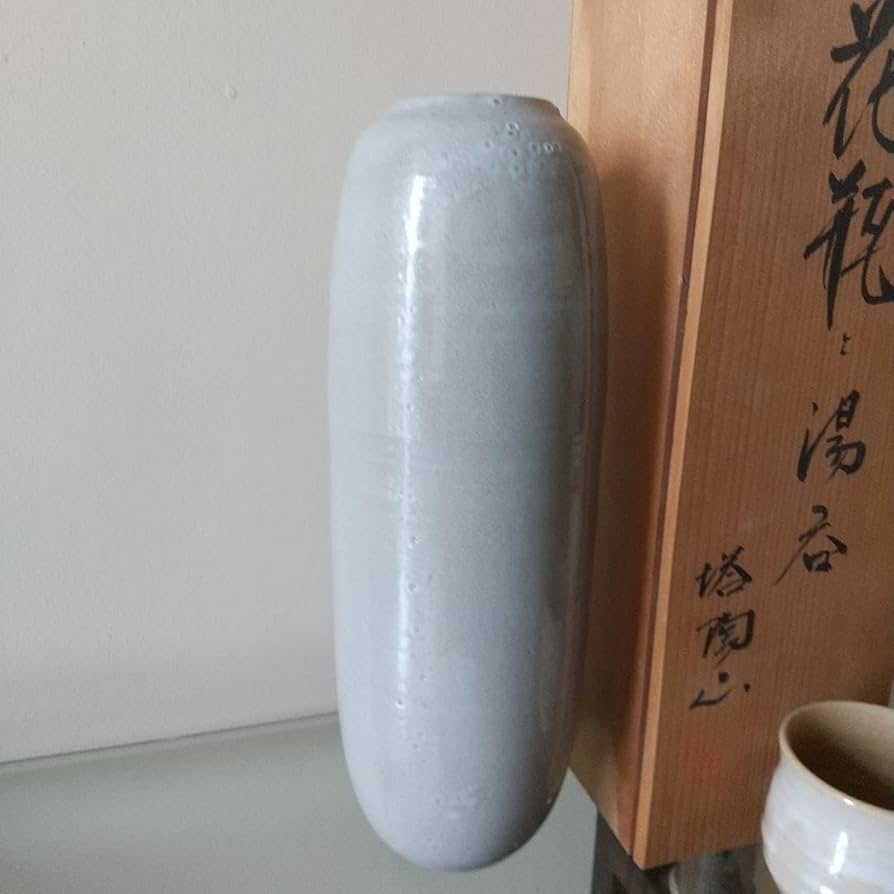 【超美品】35万 平野教道 萩焼 花瓶 共箱付き 価格ご相談 超美品】35万 平野教道 萩焼 花瓶 共箱付き 価格ご相談 - メルカリ